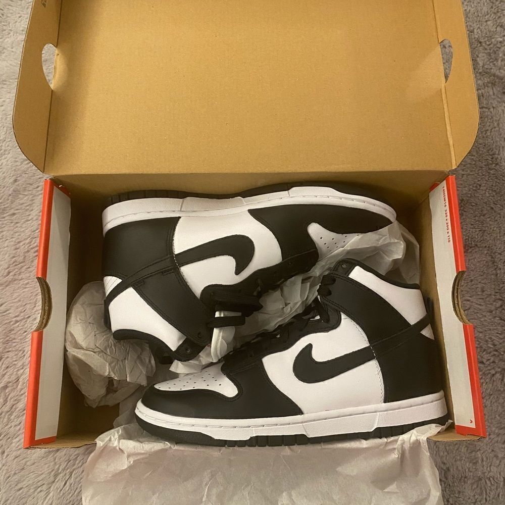 Nike sneakers  